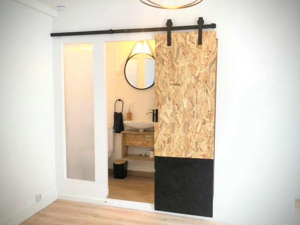 Une Maison Design Dans Le Centre Ville ฟัว ภายนอก รูปภาพ